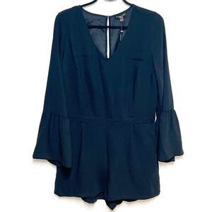 NWT Massimo Fabbro Italy Black V-Neck Bell Sleeve Keyhole Romper w/Pockets 10